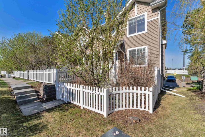 Property Photo:  3075 Trelle Crescent NW 48  AB T6R 3V5 