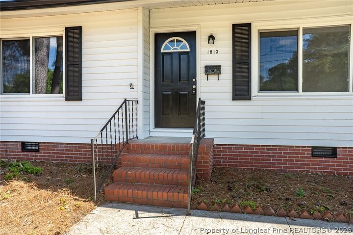 Property Photo:  1813 Manteo Street  NC 28303 