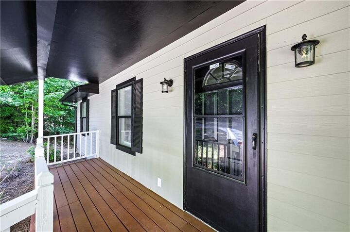 Property Photo:  1029 Woodlawn Drive  GA 30528 