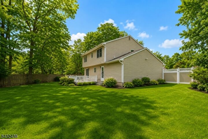 Property Photo:  9 Sycamore Ln  NJ 08854 