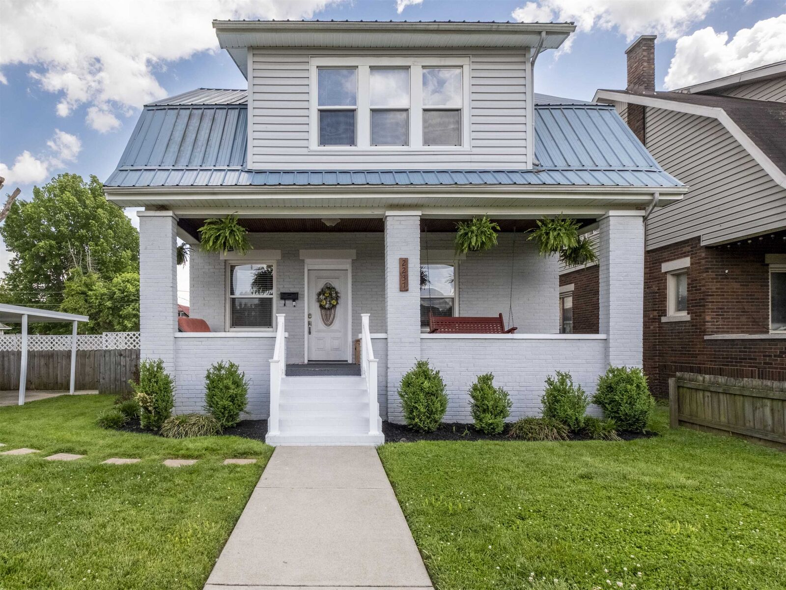 Property Photo:  2237 Washington Avenue  WV 25704 