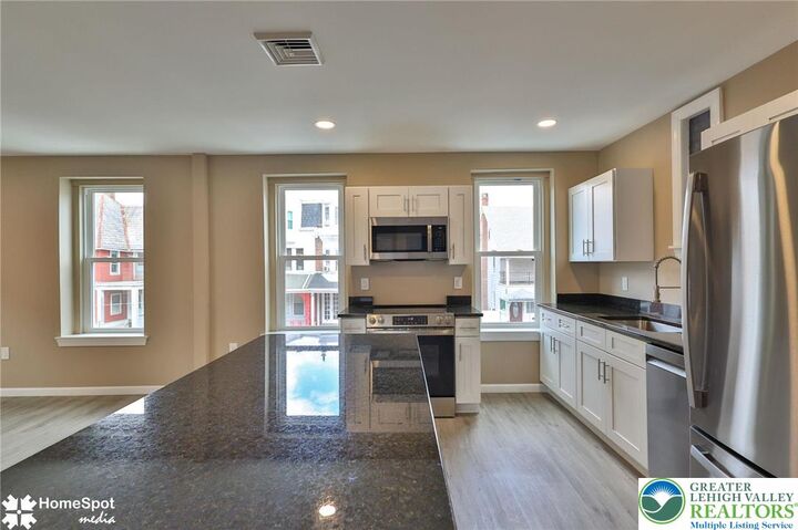 Property Photo:  1210 W Turner Street 1  PA 18104 