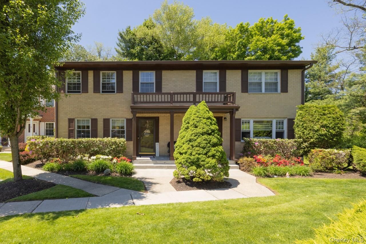 Property Photo: 414 Pawnee Court NY 10901