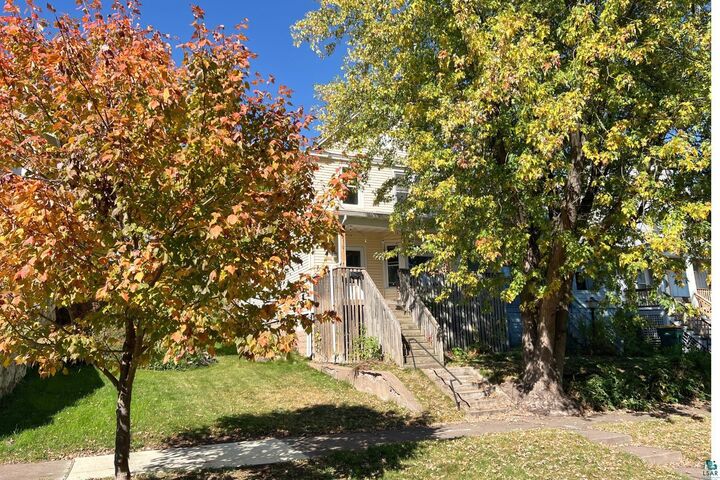 Property Photo:  2117 W 4th St  MN 55806 