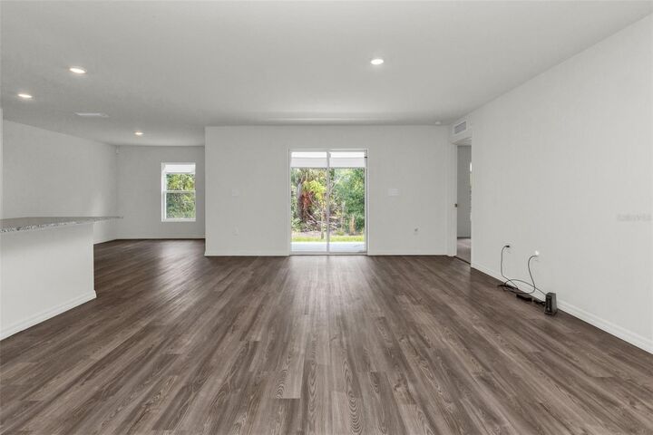 Property Photo:  1040 Sherwin Street  FL 33953 