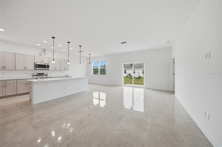 Property Photo: 14191 Onslow Lane FL 33981