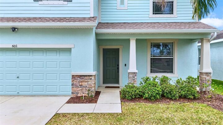 Property Photo:  601 19th Street NW  FL 33570 
