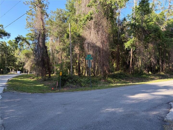 Property Photo:  9192 Cr 647cs  FL 33513 