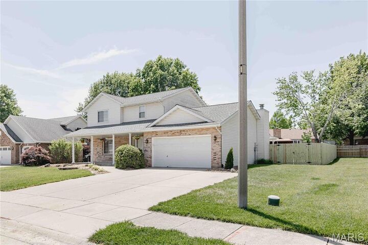 Property Photo:  1504 Prairie View Drive  IL 62025 