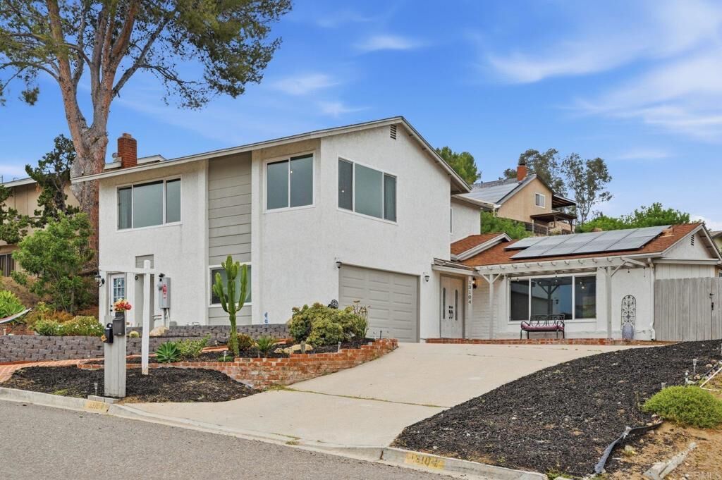 Property Photo: 13104 Lakeview Granada Drive CA 92040