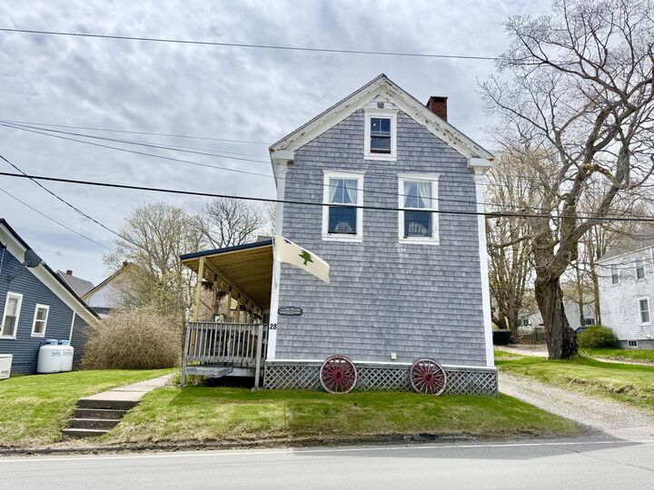 Property Photo:  28 Washington Street  ME 04631 