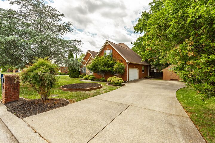 Property Photo:  2623 Mission Ridge Dr  TN 37130 
