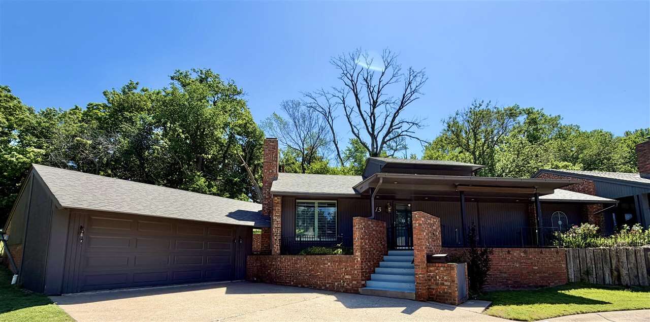 Property Photo: 13 Spring Village OK 74604