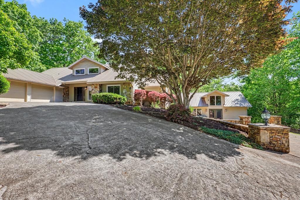 Property Photo: 792 Bugscuffle Road GA 30546