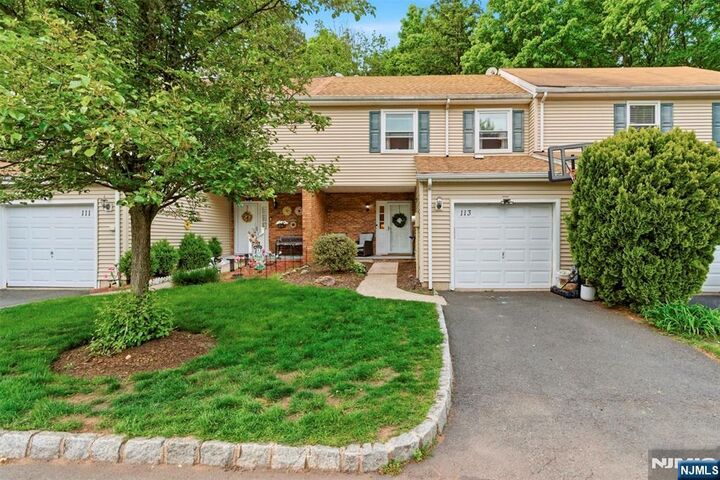 Property Photo:  113 Saratoga Square  NJ 07470 