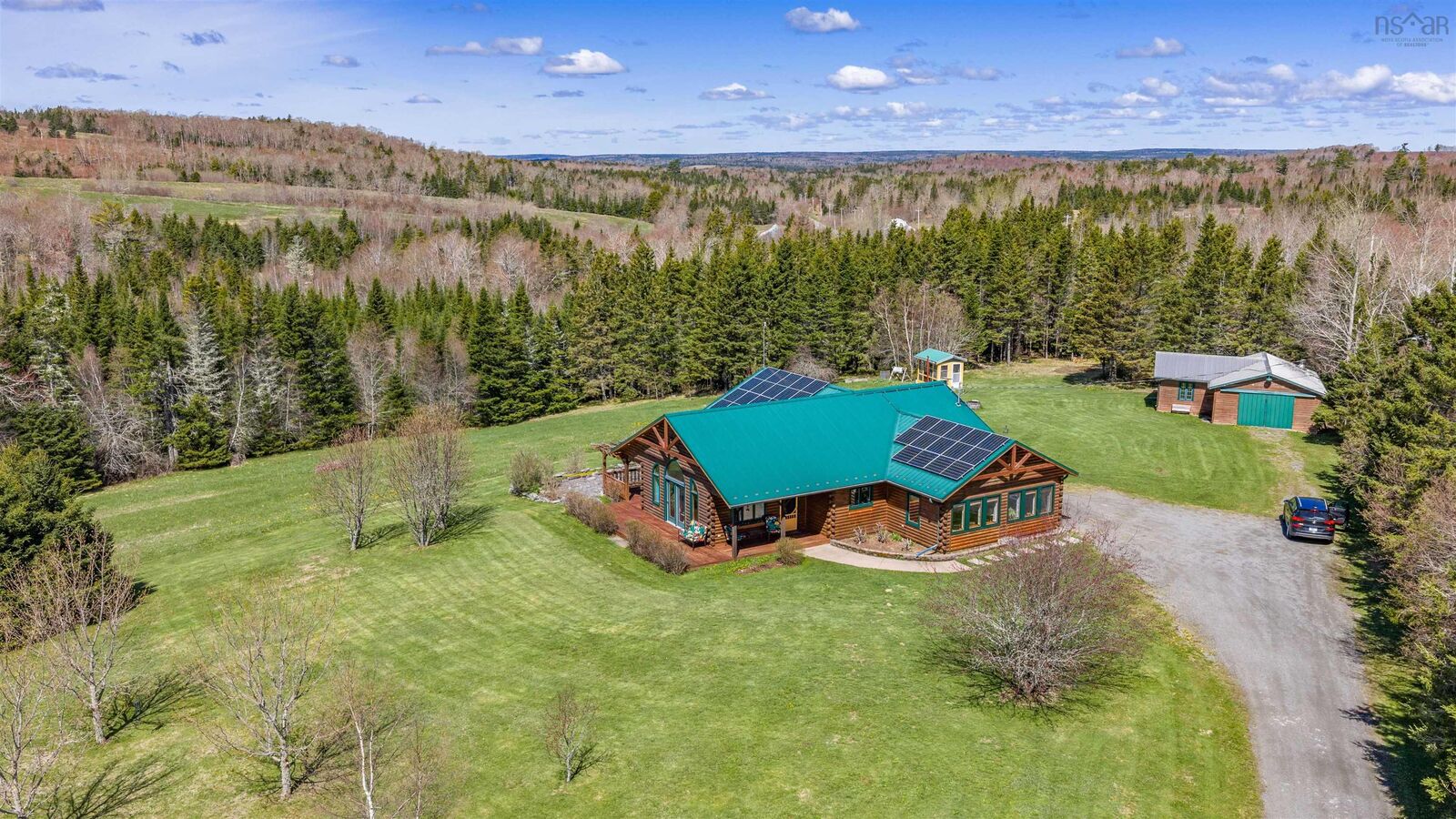 Property Photo: 415 Highway 336 NS B0N 2P0