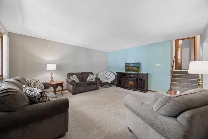 Property Photo:  1618 McLean Avenue  MN 55106 