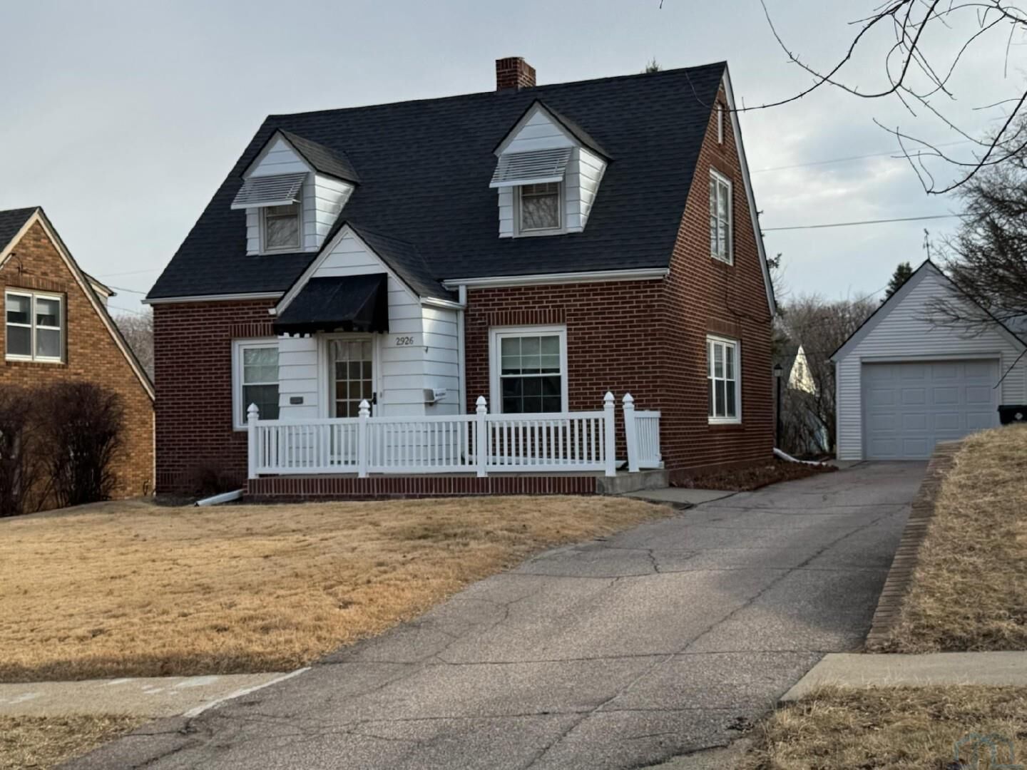 Property Photo:  2926 Douglas  IA 51104 