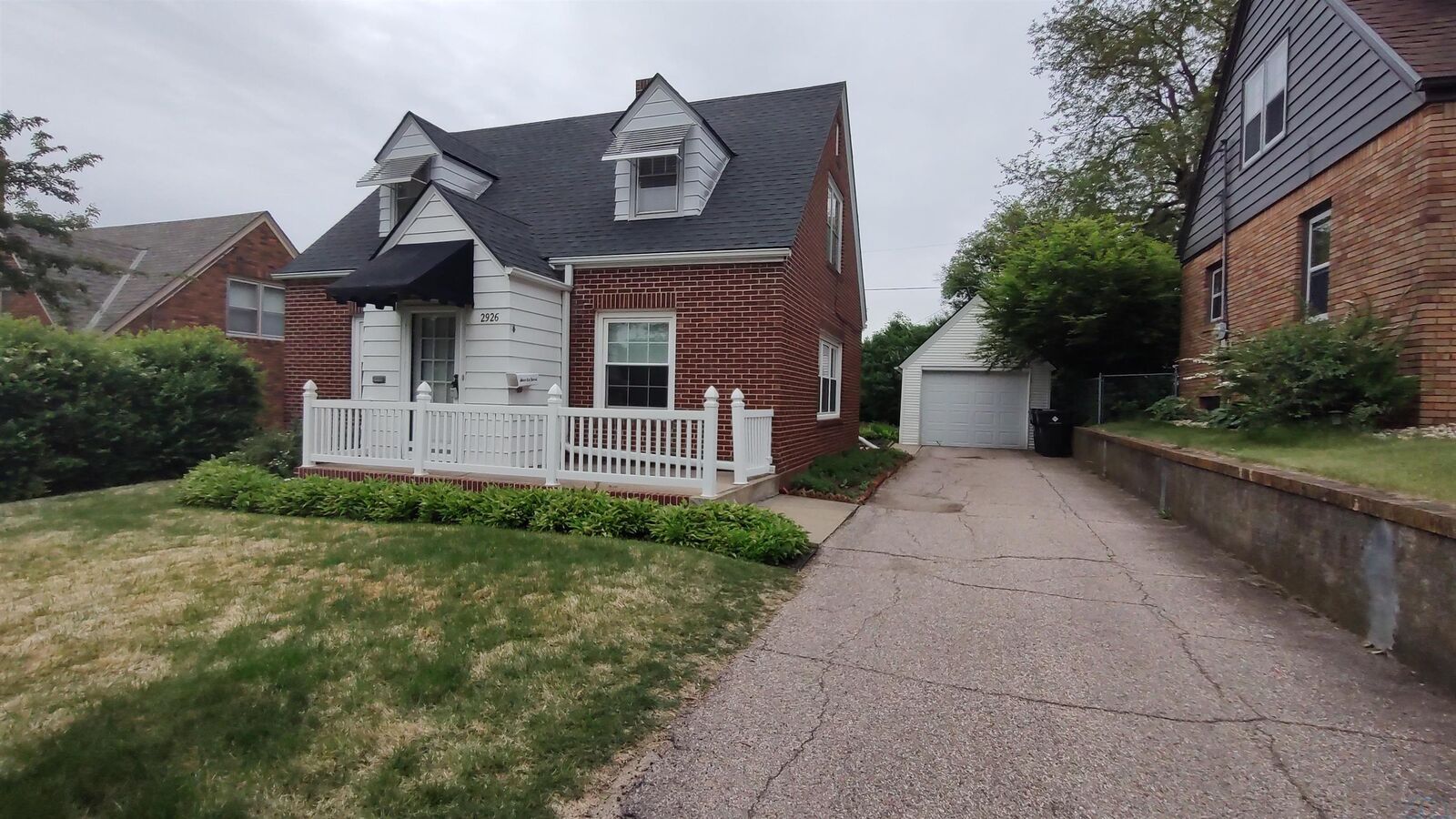Property Photo: 2926 Douglas IA 51104