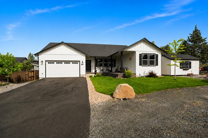 Property Photo:  4232 SW Umatilla Avenue  OR 97756 