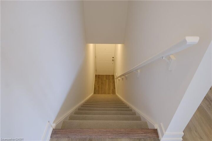 Property Photo:  205 West Oak Trail 58  ON N2R 0R9 