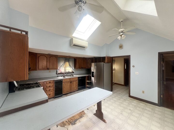 Property Photo:  181 Pleasant St  MA 02062 