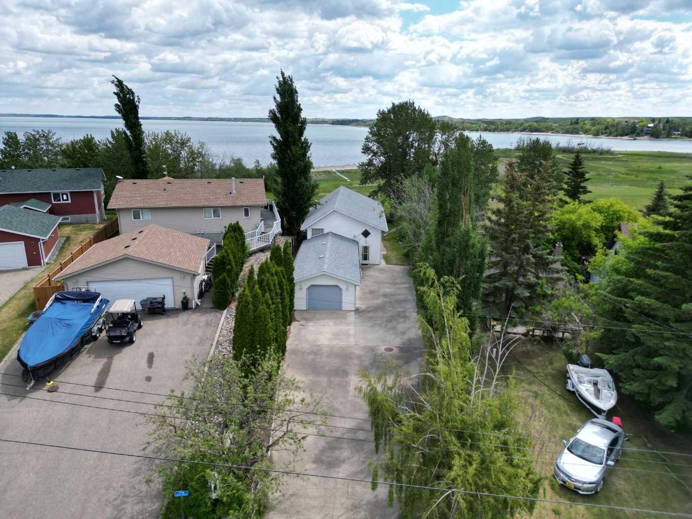Property Photo: 41 Sands Street AB T0C 3B0