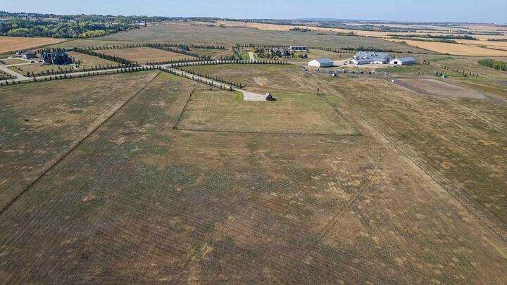 714040 71 Range Road 11 — photo 1