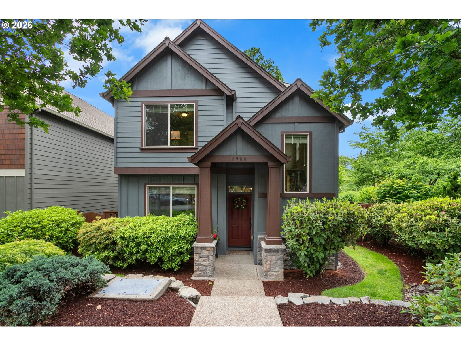 Property Photo: 8988 SW Taylors Ferry Rd OR 97223