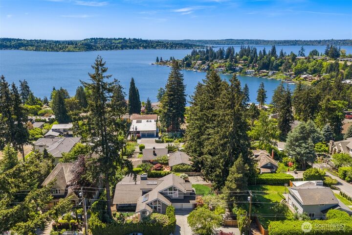 Property Photo:  9419 NE 5th Street  WA 98004 