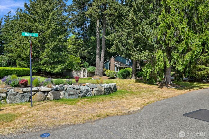 Property Photo:  276  Briar Road  WA 98225 