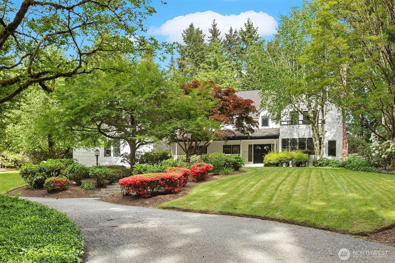 Property Photo:  2857  134th Avenue NE  WA 98005 