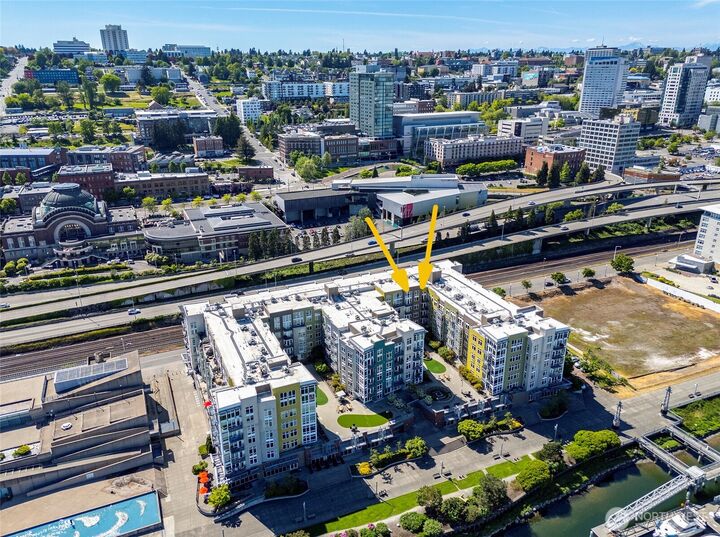 Property Photo:  1705  Dock Street 513  WA 98402 
