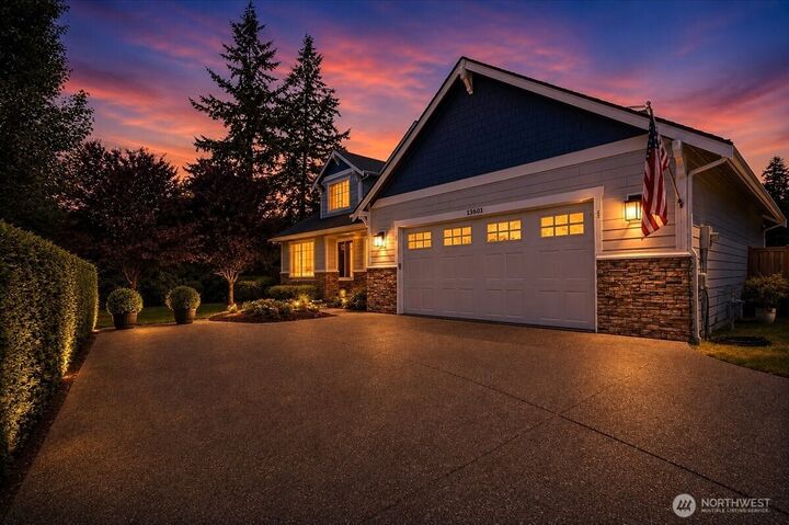 Property Photo: 13601 96th Avenue E WA 98373