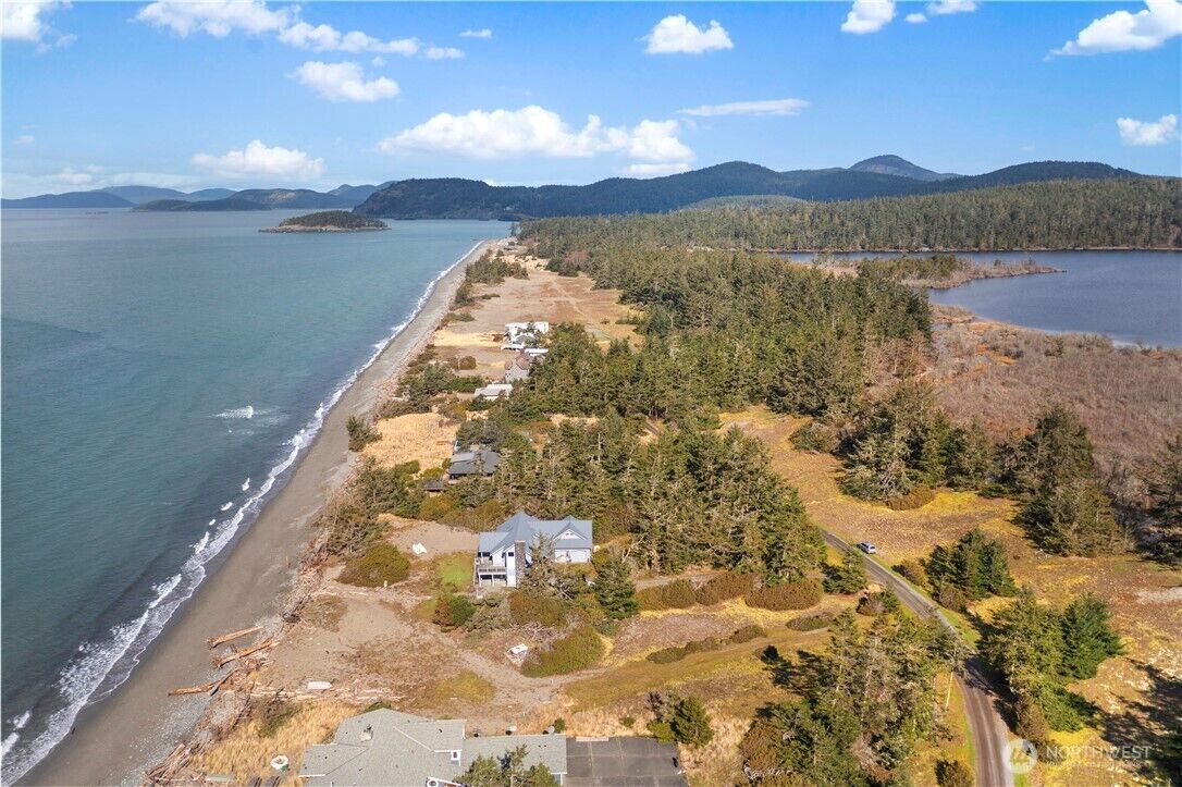 Property Photo:  38 A  Surfcrest Drive  WA 98277 