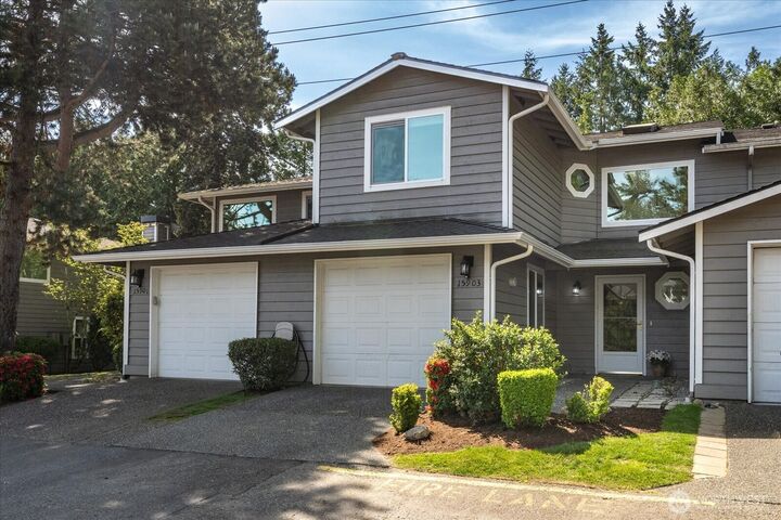 Property Photo:  15903 NE 40th Way 31B  WA 98052 