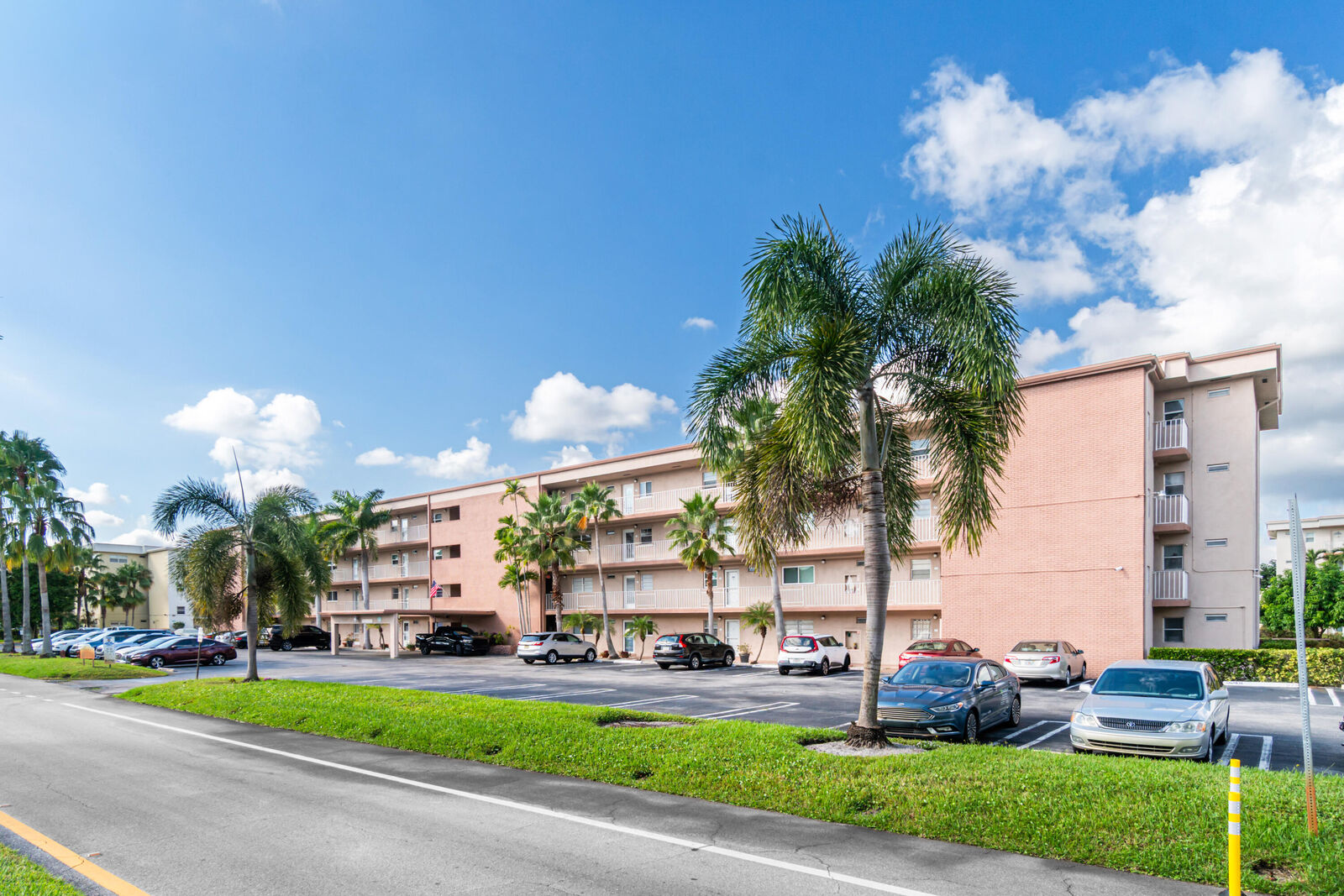 Property Photo: 2615 NE 1st Court 410 FL 33435