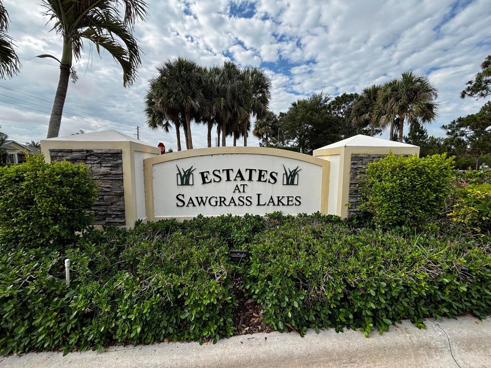 Property Photo:  375 SW Vista Lake Drive  FL 34953 