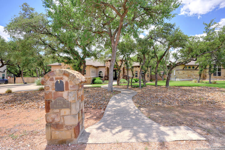 Property Photo:  226 Heavens Way  TX 78260 
