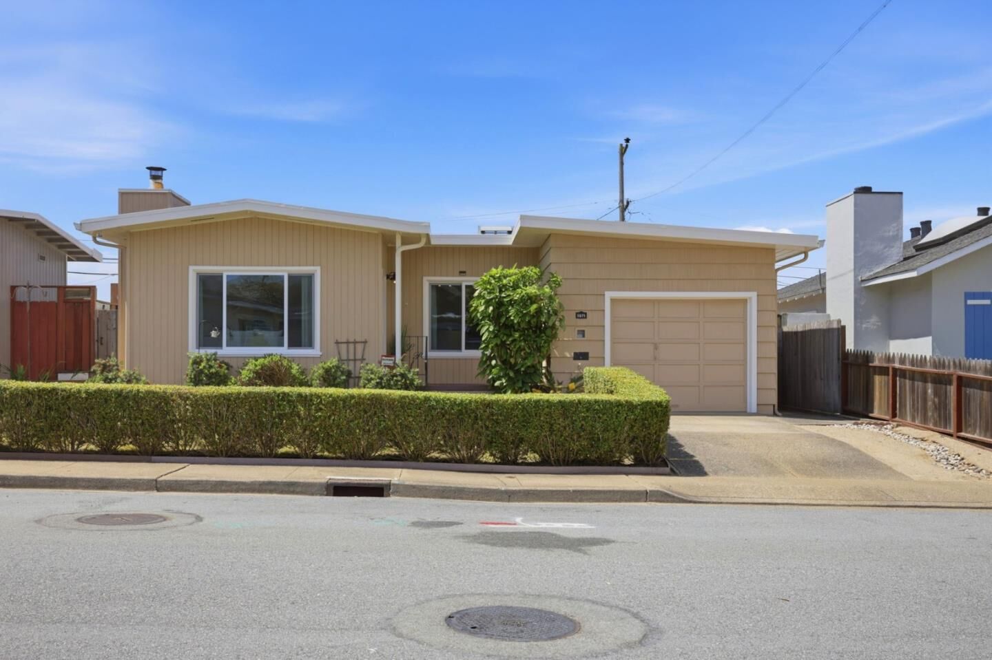 Property Photo:  1071 Sunnyside Drive  CA 94080 