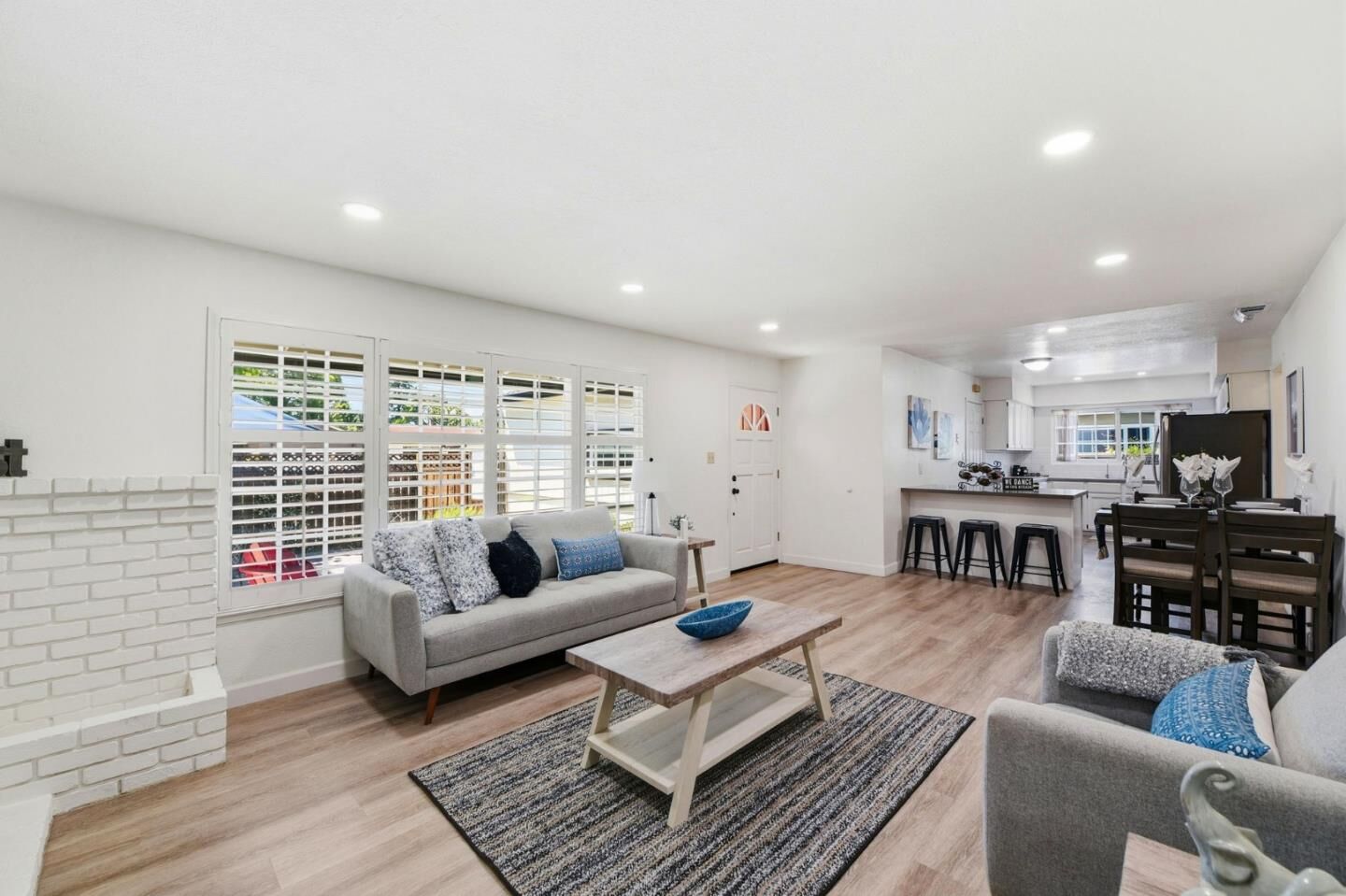 Property Photo:  888 Corlista Drive  CA 95128 