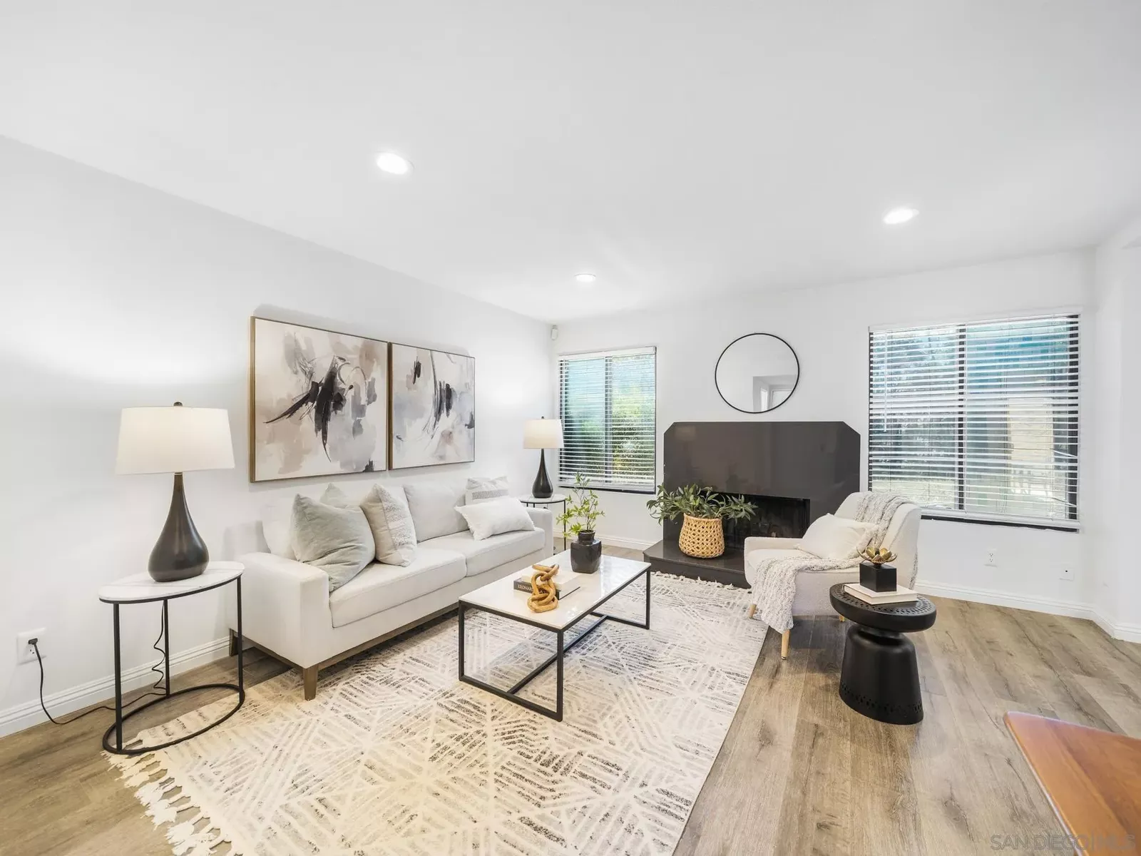 Property Photo: 140 E El Norte Parkway CA 92026