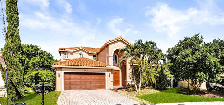 Property Photo: 4452 Stone Ridge Way FL 33331