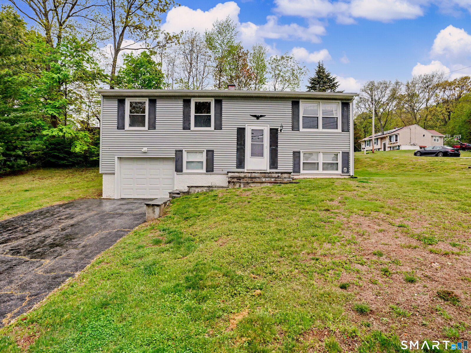 Property Photo:  11 Hale Drive  CT 06401 