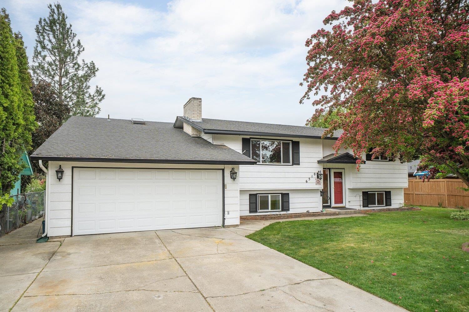 Property Photo: 6510 E 10th Ave WA 99212