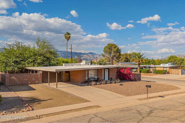 Property Photo: 8149 E Colette Place AZ 85710