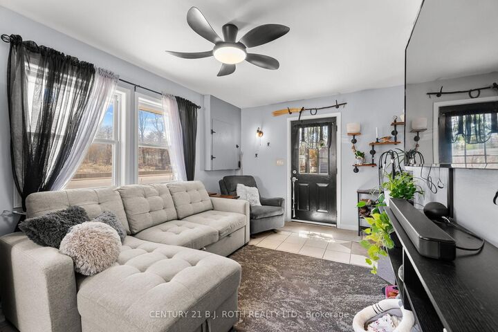 Property Photo:  1411 Hwy 11 N/A S  ON P0E 1G0 