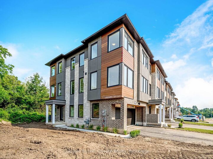 Property Photo:  66 Windtree Way  ON L7G 0P6 