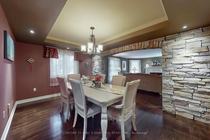 Property Photo: 110 Crawford Crescent ON L0P 1B0