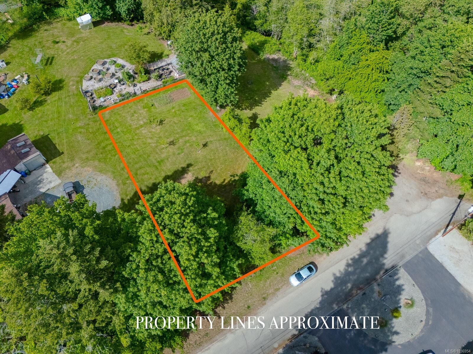 Property Photo:  5817 Compton Rd  BC V0Y 7B7 